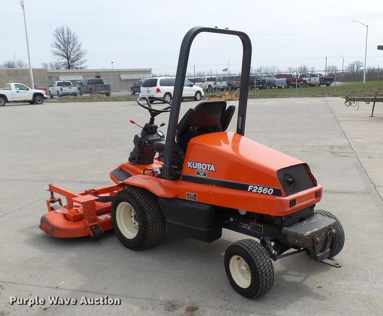 image for item DP9552 Kubota F2560E lawn mower