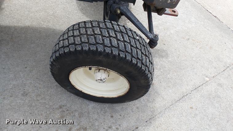 image for item DP9552 Kubota F2560E lawn mower