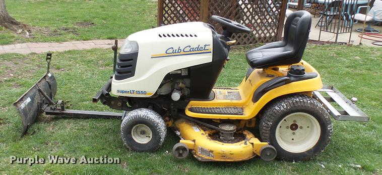 image for item DP9557 Cub Cadet Super LT1550 lawn mower