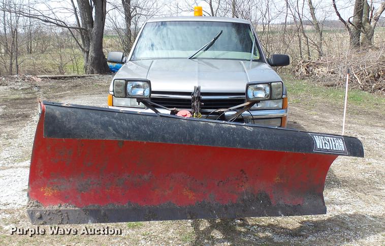 image for item DP9562 1998 Chevrolet K1500 Ext. Cab pickup truck