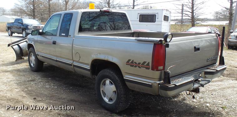 image for item DP9562 1998 Chevrolet K1500 Ext. Cab pickup truck