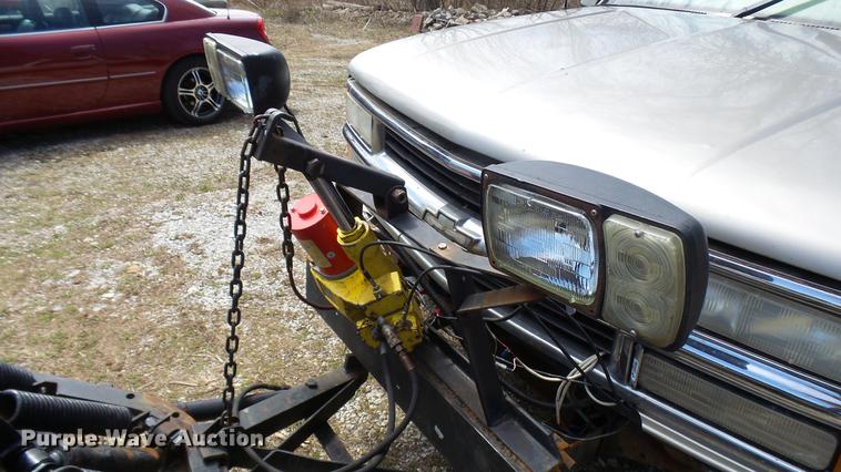 image for item DP9562 1998 Chevrolet K1500 Ext. Cab pickup truck