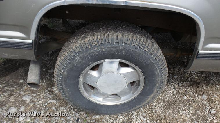 image for item DP9562 1998 Chevrolet K1500 Ext. Cab pickup truck