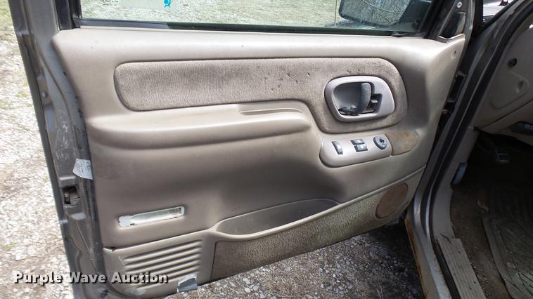 image for item DP9562 1998 Chevrolet K1500 Ext. Cab pickup truck