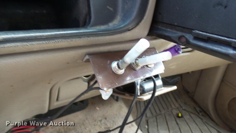 image for item DP9562 1998 Chevrolet K1500 Ext. Cab pickup truck