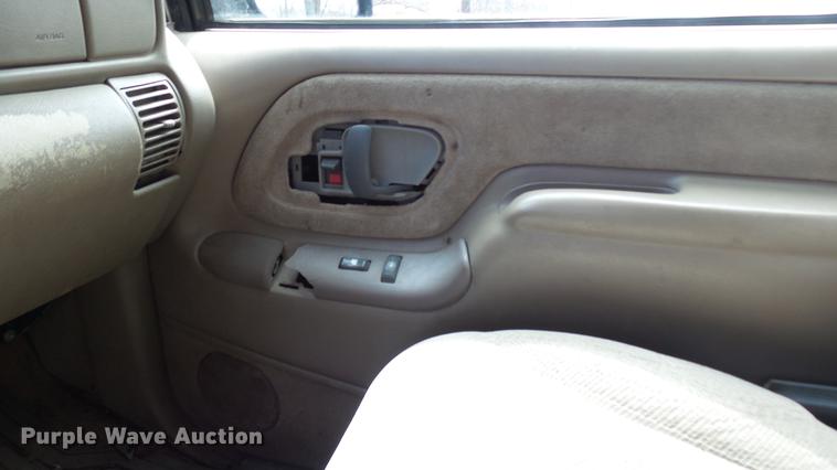 image for item DP9562 1998 Chevrolet K1500 Ext. Cab pickup truck