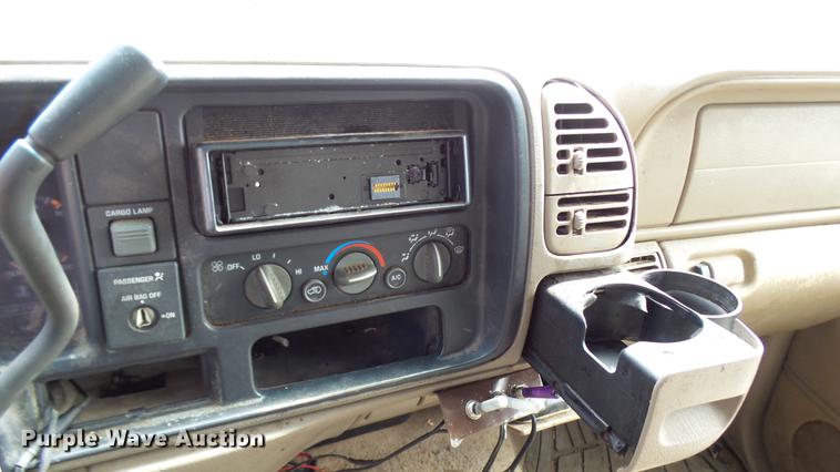 image for item DP9562 1998 Chevrolet K1500 Ext. Cab pickup truck