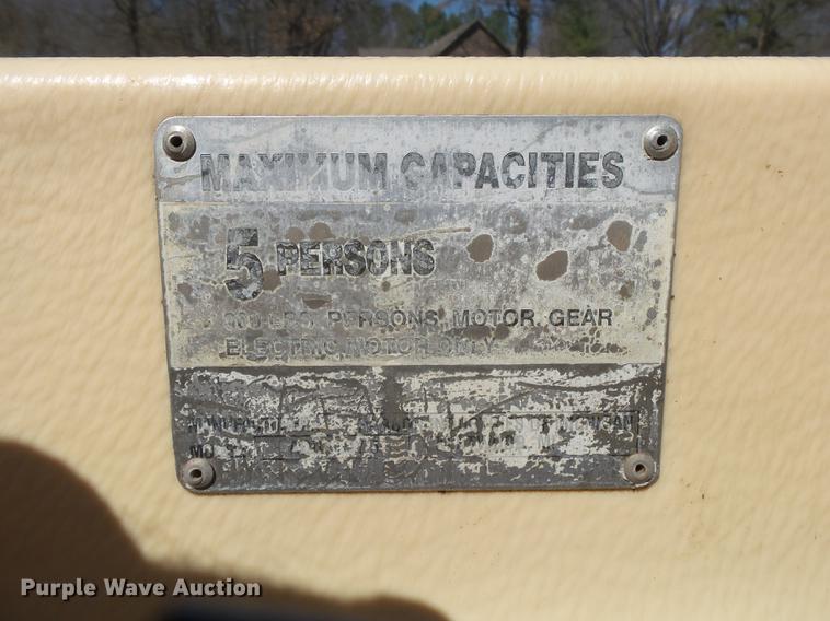 image for item DS9554 Aquatoy paddle boat