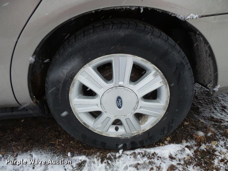 image for item DW9634 2005 Ford Taurus SEL