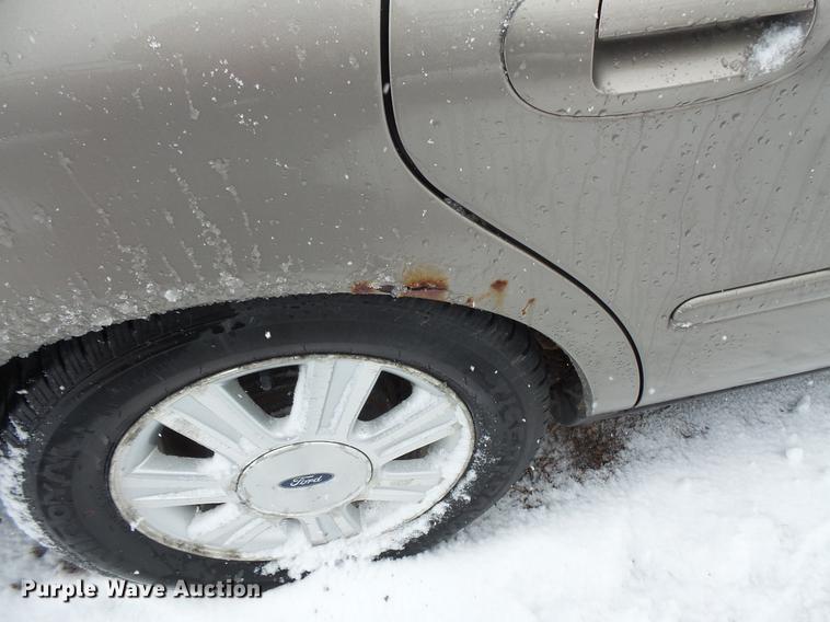 image for item DW9634 2005 Ford Taurus SEL