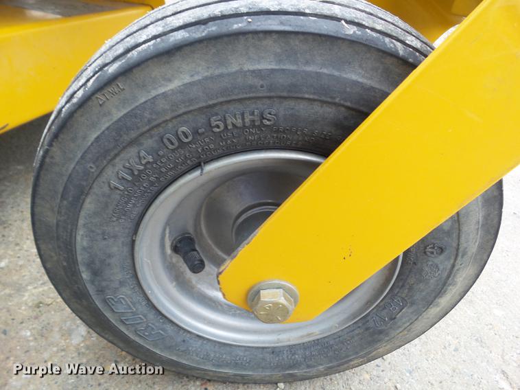 image for item DZ9304 2013 Hustler Raptor ZTR lawn mower