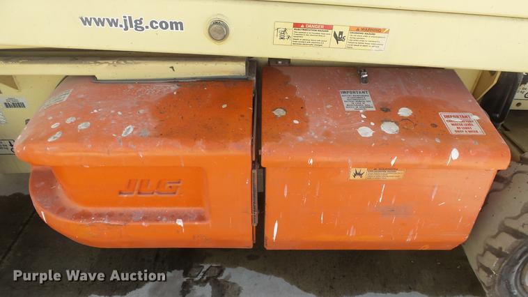 image for item EA9887 JLG 4069LE scissor lift