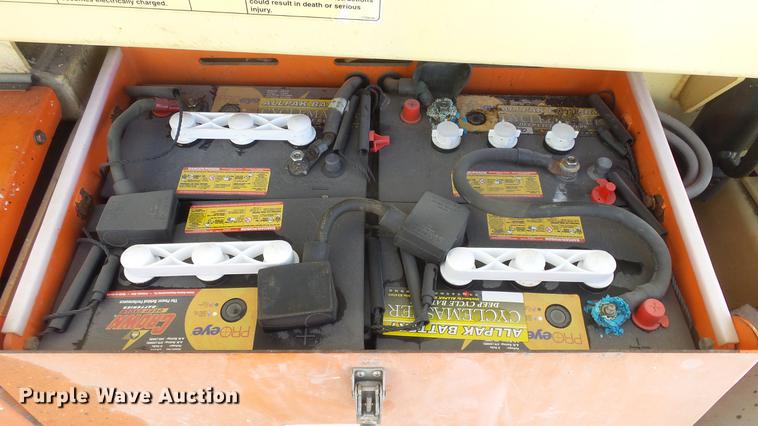 image for item EA9887 JLG 4069LE scissor lift