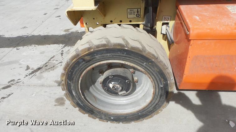 image for item EA9887 JLG 4069LE scissor lift
