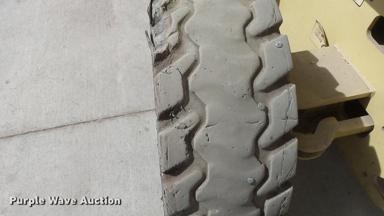 image for item EA9887 JLG 4069LE scissor lift