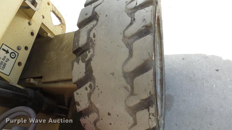 image for item EA9887 JLG 4069LE scissor lift