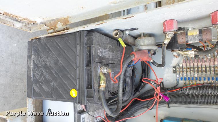 image for item EA9888 Skyjack SJ9250 scissor lift