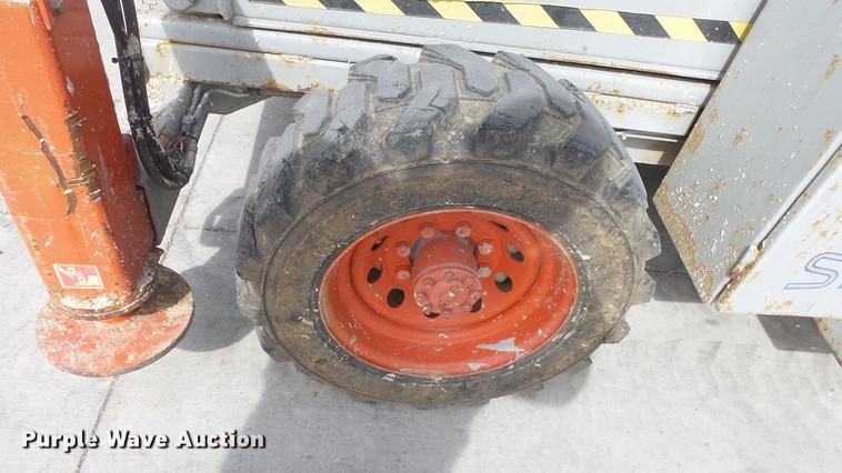 image for item EA9888 Skyjack SJ9250 scissor lift