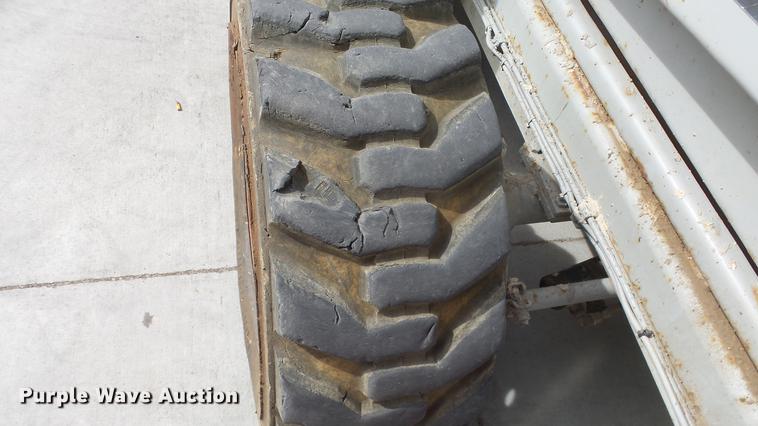 image for item EA9888 Skyjack SJ9250 scissor lift