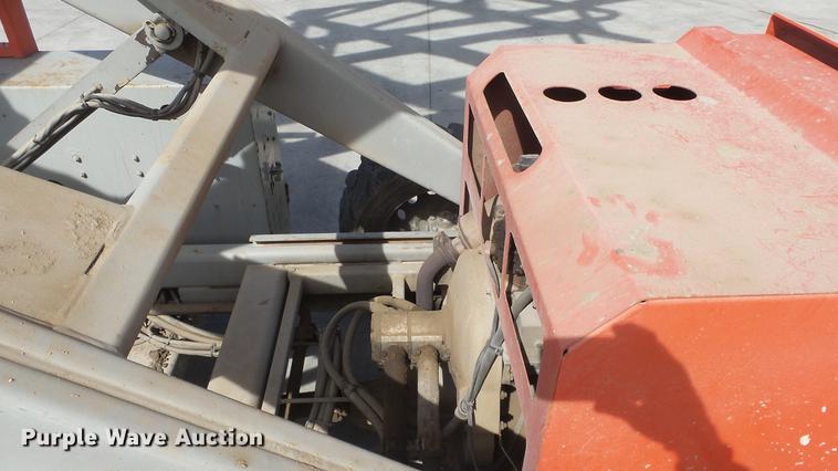 image for item EA9888 Skyjack SJ9250 scissor lift