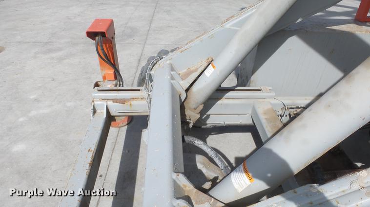 image for item EA9888 Skyjack SJ9250 scissor lift