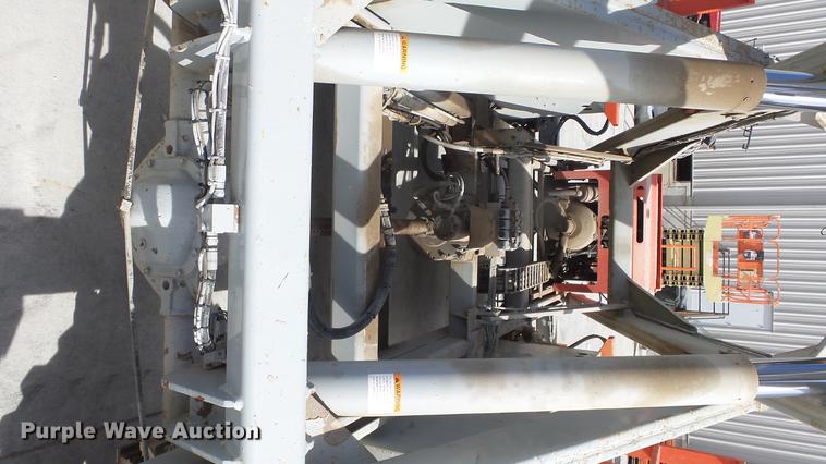 image for item EA9888 Skyjack SJ9250 scissor lift