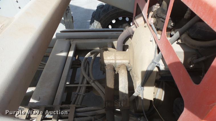 image for item EA9888 Skyjack SJ9250 scissor lift