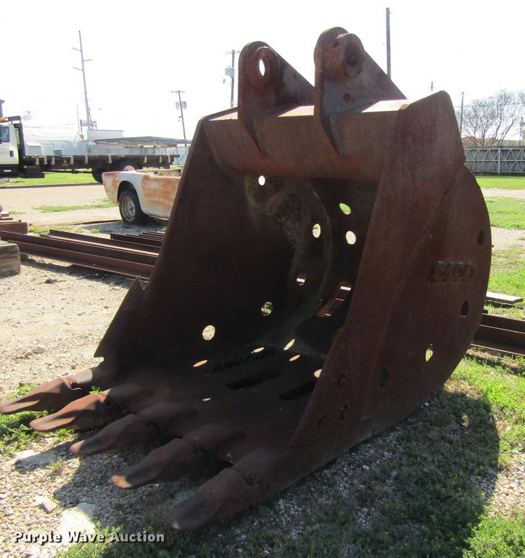 image for item EB9510 Esco PC300-315 excavator bucket