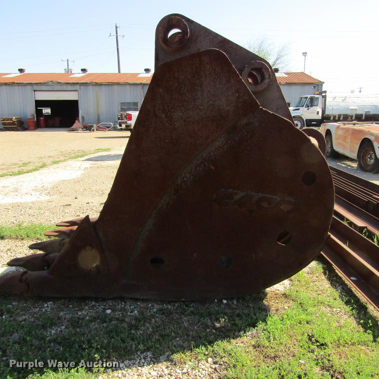 image for item EB9510 Esco PC300-315 excavator bucket