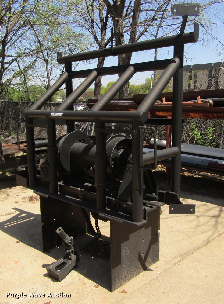 image for item EB9518 Tulsa winch