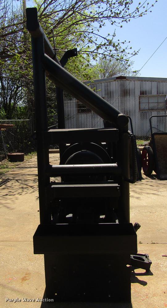 image for item EB9518 Tulsa winch