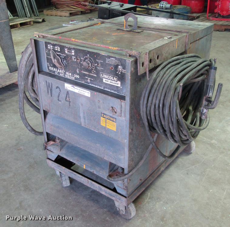image for item EB9520 Lincoln Idealarc R3R-300 DC welder