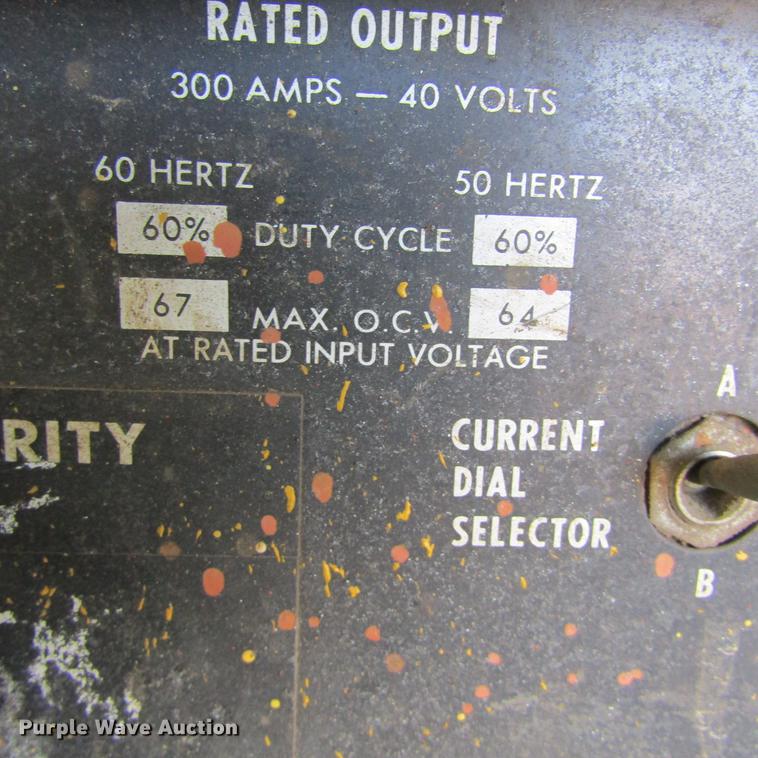 image for item EB9520 Lincoln Idealarc R3R-300 DC welder