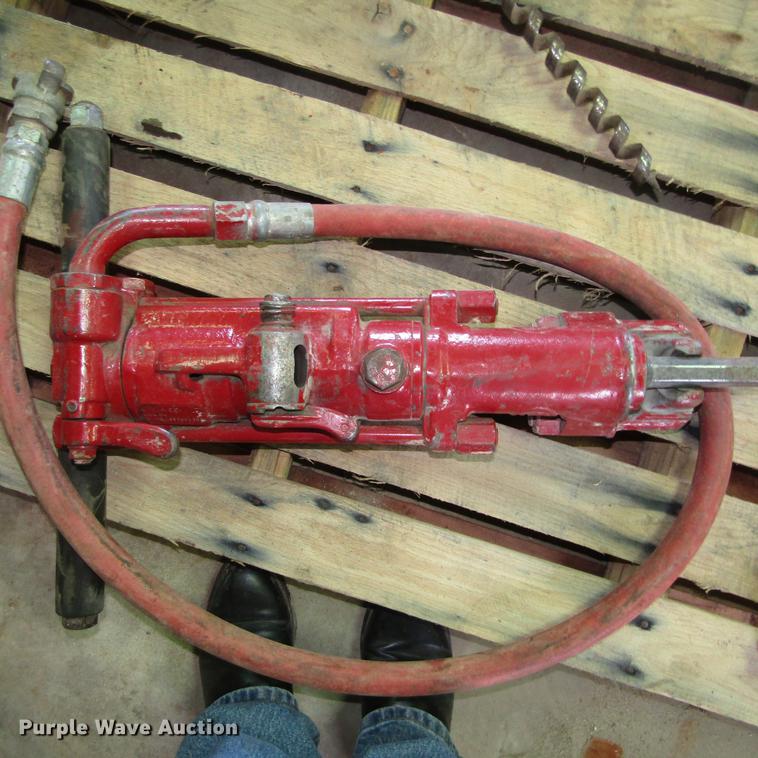 image for item EB9521 (3) air operated drills