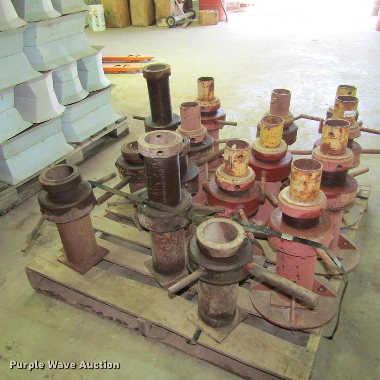 image for item EB9524 Screw jacks