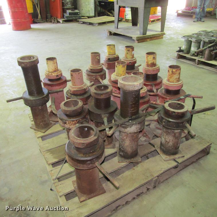 image for item EB9524 Screw jacks