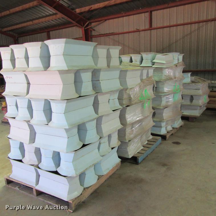 image for item EB9527 Approximately 298 Texdot T411 rail windows