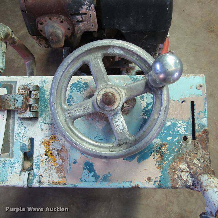 image for item EB9530 Target concrete saw