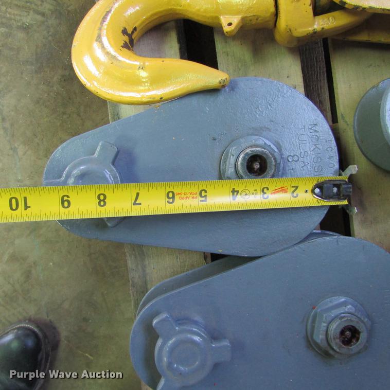 image for item EB9533 Snatch blocks