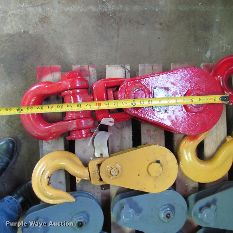 image for item EB9533 Snatch blocks