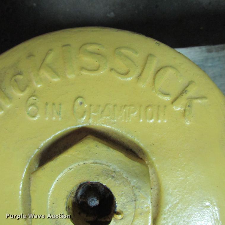 image for item EB9533 Snatch blocks