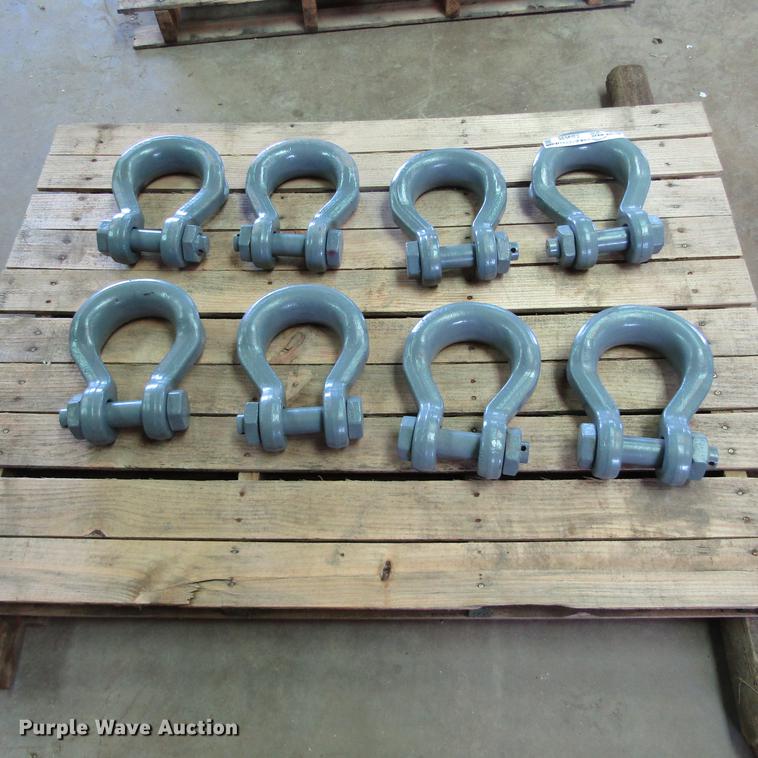 image for item EB9535 Crosby shackles