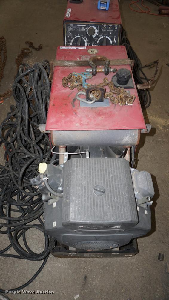 image for item EJ9286 Lincoln Ranger 8 welder