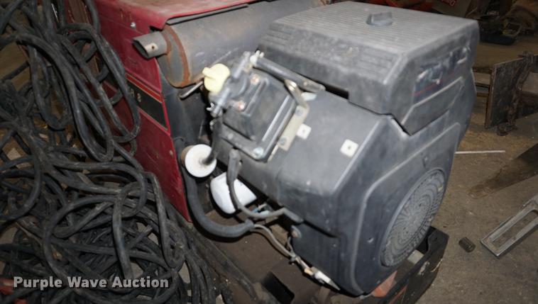 image for item EJ9286 Lincoln Ranger 8 welder