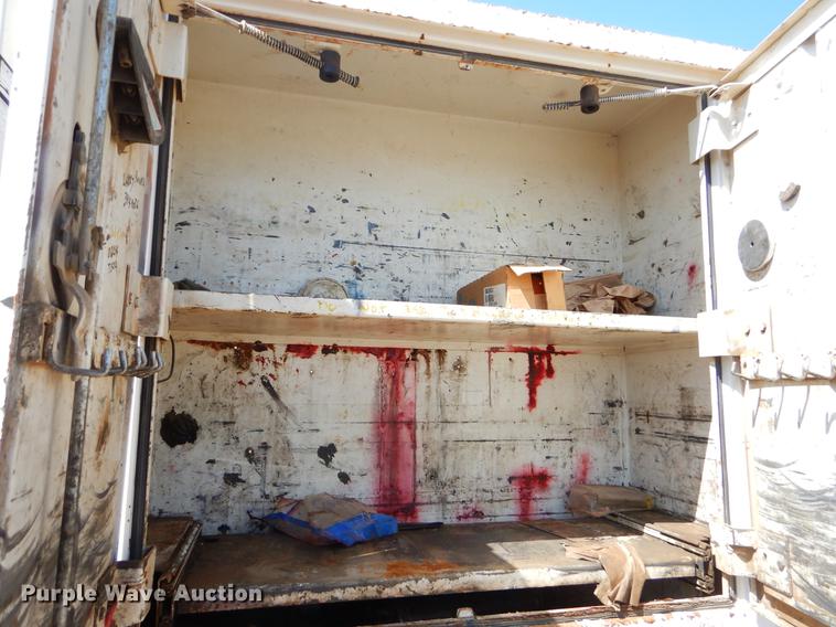 image for item EJ9902 1989 International 1955 service truck