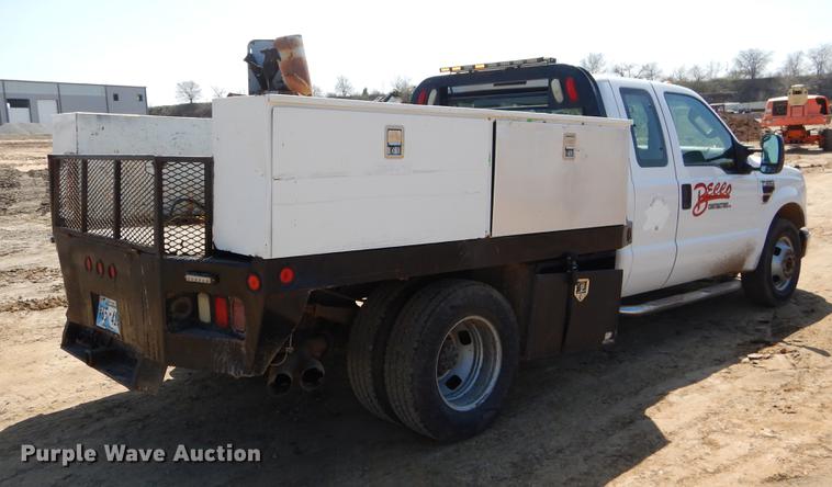 image for item EJ9903 2008 Ford F350 Super Duty SuperCab flatbed pickup truck