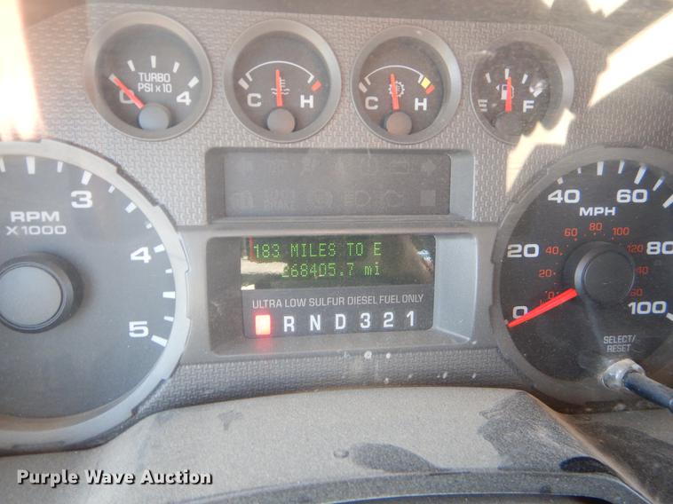 image for item EJ9903 2008 Ford F350 Super Duty SuperCab flatbed pickup truck