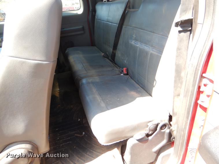 image for item EJ9905 2011 Ford F350 Super Duty SuperCab flatbed pickup truck