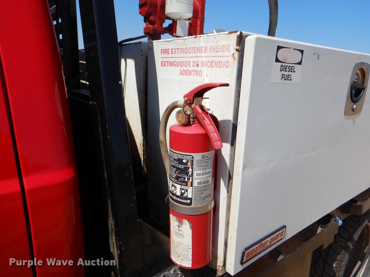 image for item EJ9905 2011 Ford F350 Super Duty SuperCab flatbed pickup truck