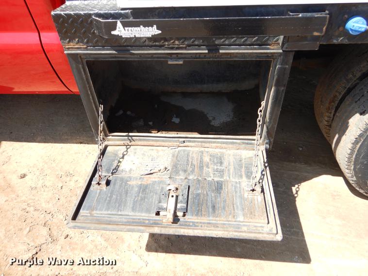 image for item EJ9910 2011 Ford F350 Super Duty SuperCab flatbed pickup truck